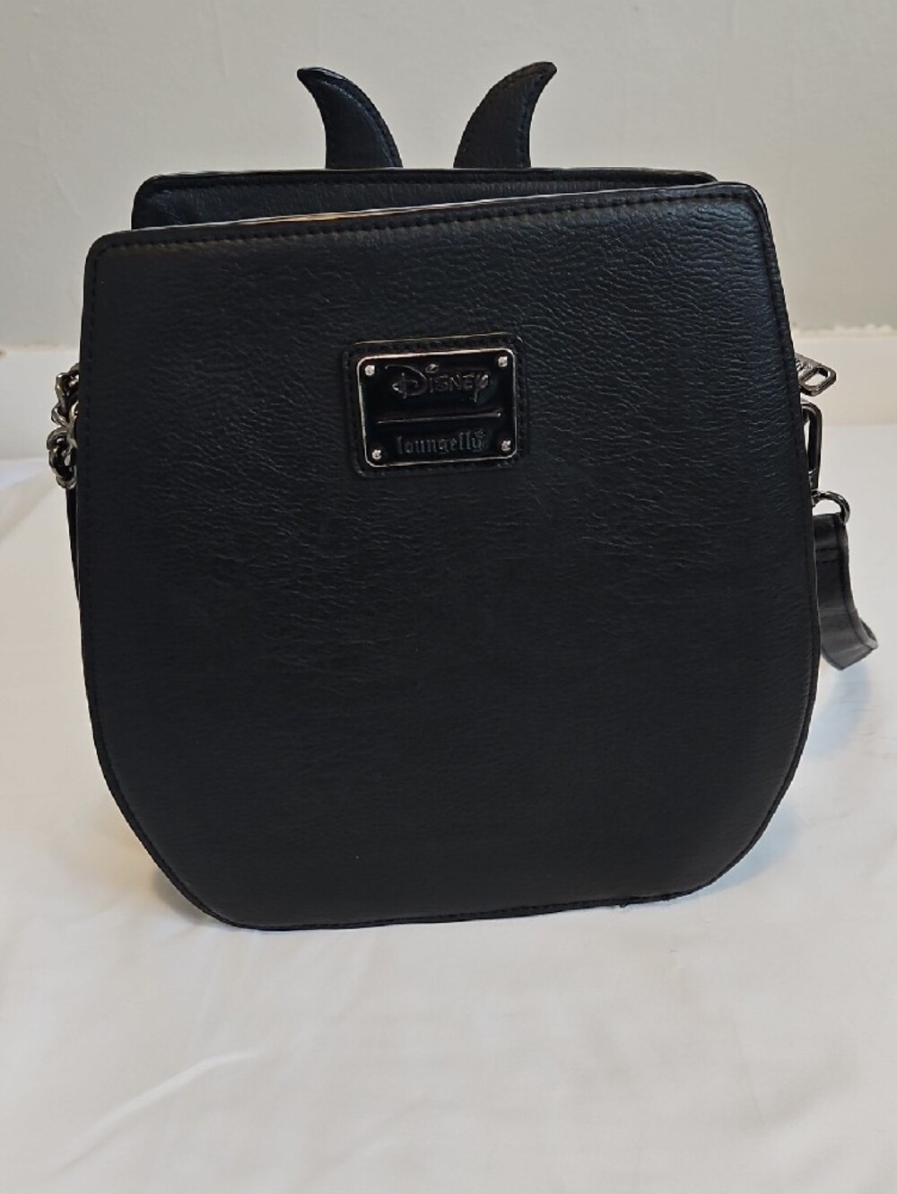 Disney Maleficent Black Women's Crossbody Bag with Sculpted Detail - Picture 8 of 9